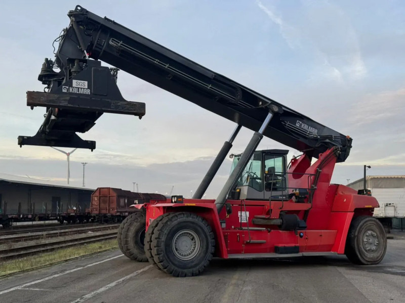 Kalmar DRF450-65S5 - Reachstacker porta contentores: foto 1 Kalmar DRF450-65S5 - Reachstacker porta contentores: foto 1
