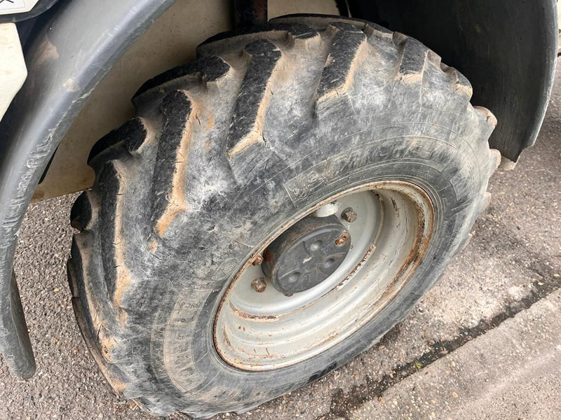 Carregadeira de rodas Schaeff Terex SKS 634: foto 11