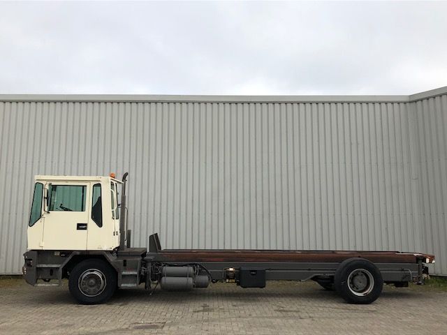 Terberg TT20 Body Carrier - Tractor de terminal: foto 3 Terberg TT20 Body Carrier - Tractor de terminal: foto 3