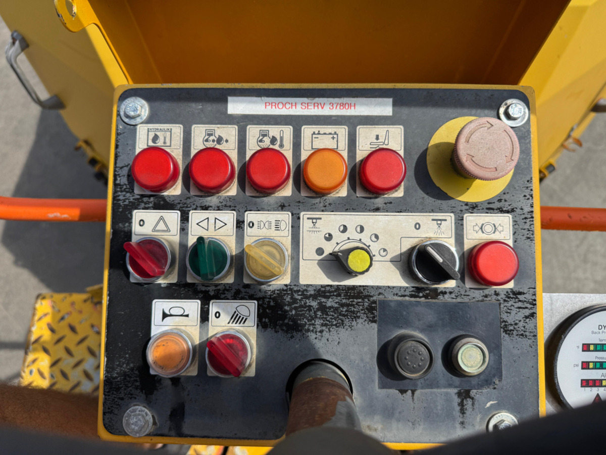 Locação de BOMAG BW135 BOMAG BW135: foto 7