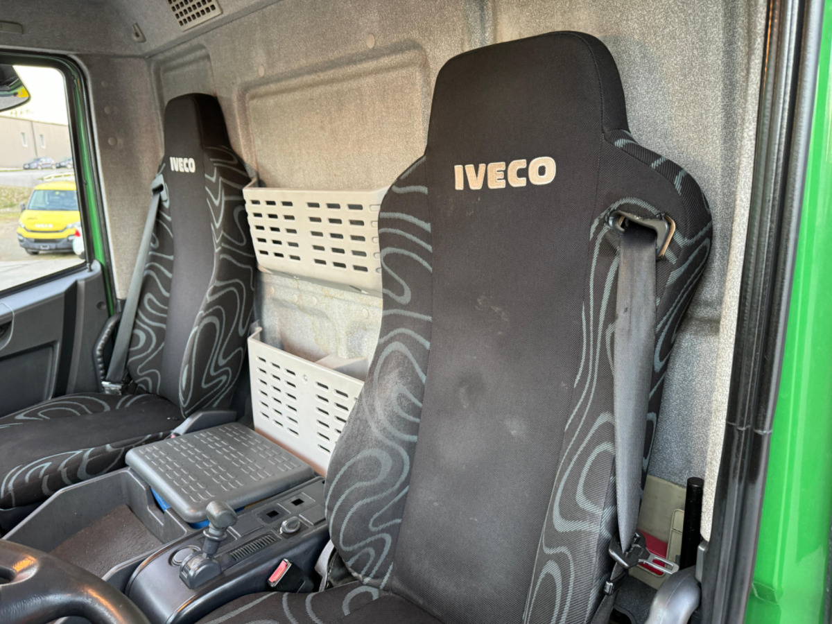 Caminhão frigorífico IVECO Eurocargo 120E25 4x2 Bi-Temp.: foto 14 Caminhão frigorífico IVECO Eurocargo 120E25 4x2 Bi-Temp.: foto 14