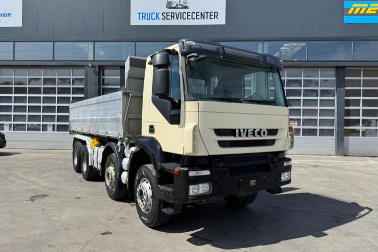 Iveco Trakker 450 8x4 - Caminhão basculante: foto 4 Iveco Trakker 450 8x4 - Caminhão basculante: foto 4