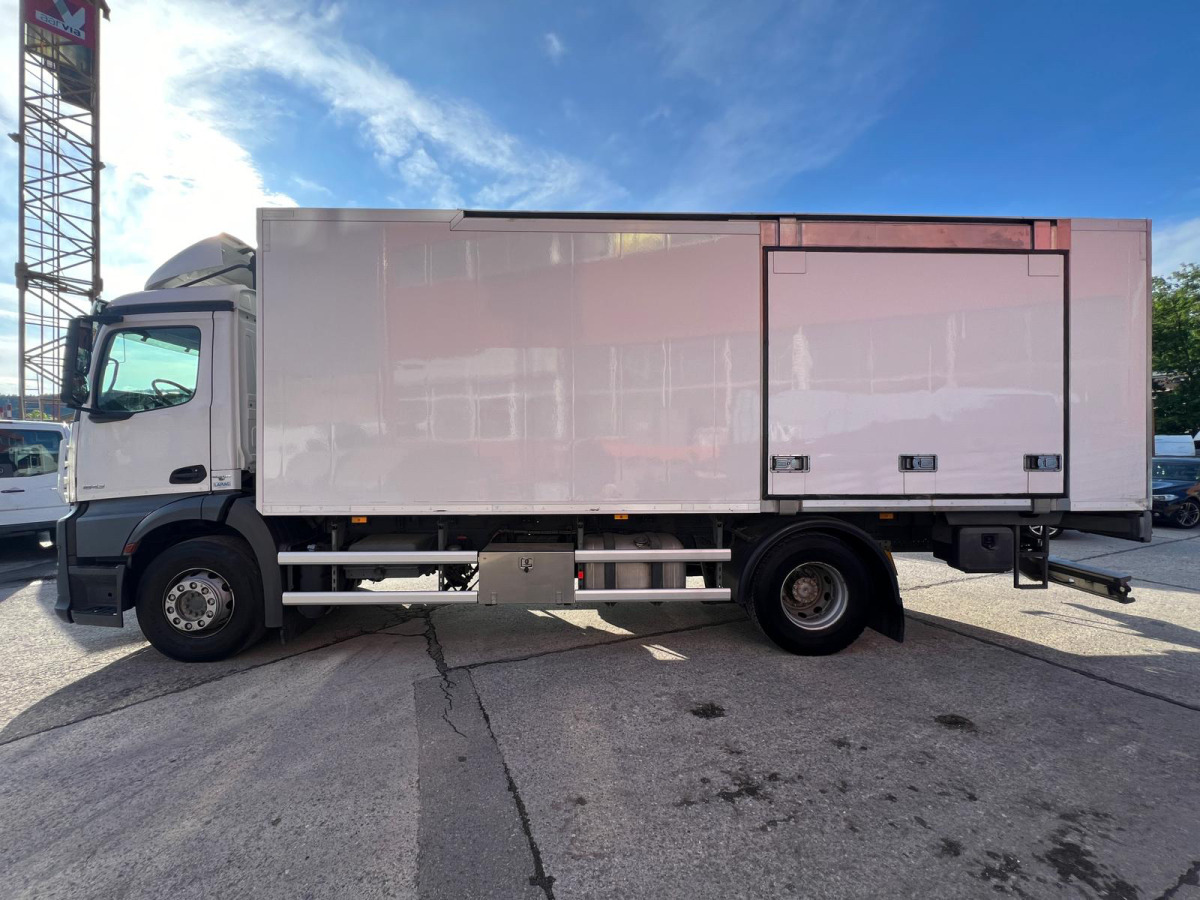 Caminhão frigorífico MERCEDES 4x Antos 1843 4x2 Kühler: foto 8