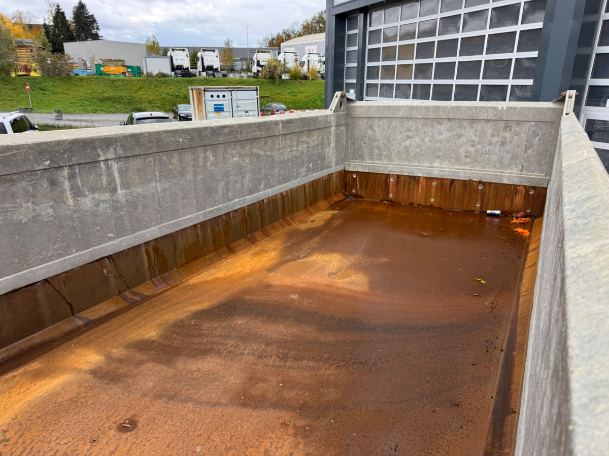 MERCEDES Actros 3248 8x4 Rückwärtskipper - Caminhão basculante: foto 5 MERCEDES Actros 3248 8x4 Rückwärtskipper - Caminhão basculante: foto 5