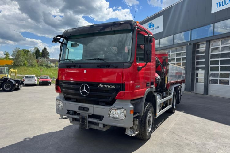 Mercedes-Benz Actros 2646 6x4/4 Fassi 275-8 Kipper - Caminhão grua: foto 3 Mercedes-Benz Actros 2646 6x4/4 Fassi 275-8 Kipper - Caminhão grua: foto 3
