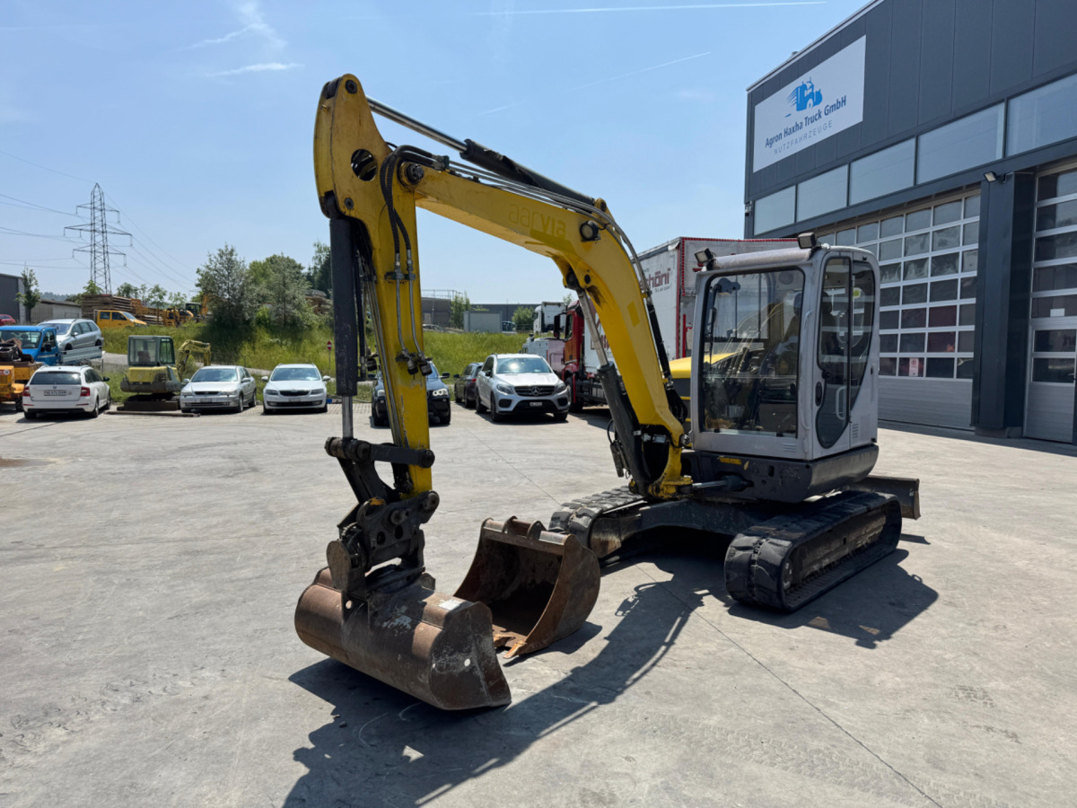 NEUSON 6003 - Escavadora de rastos: foto 1 NEUSON 6003 - Escavadora de rastos: foto 1