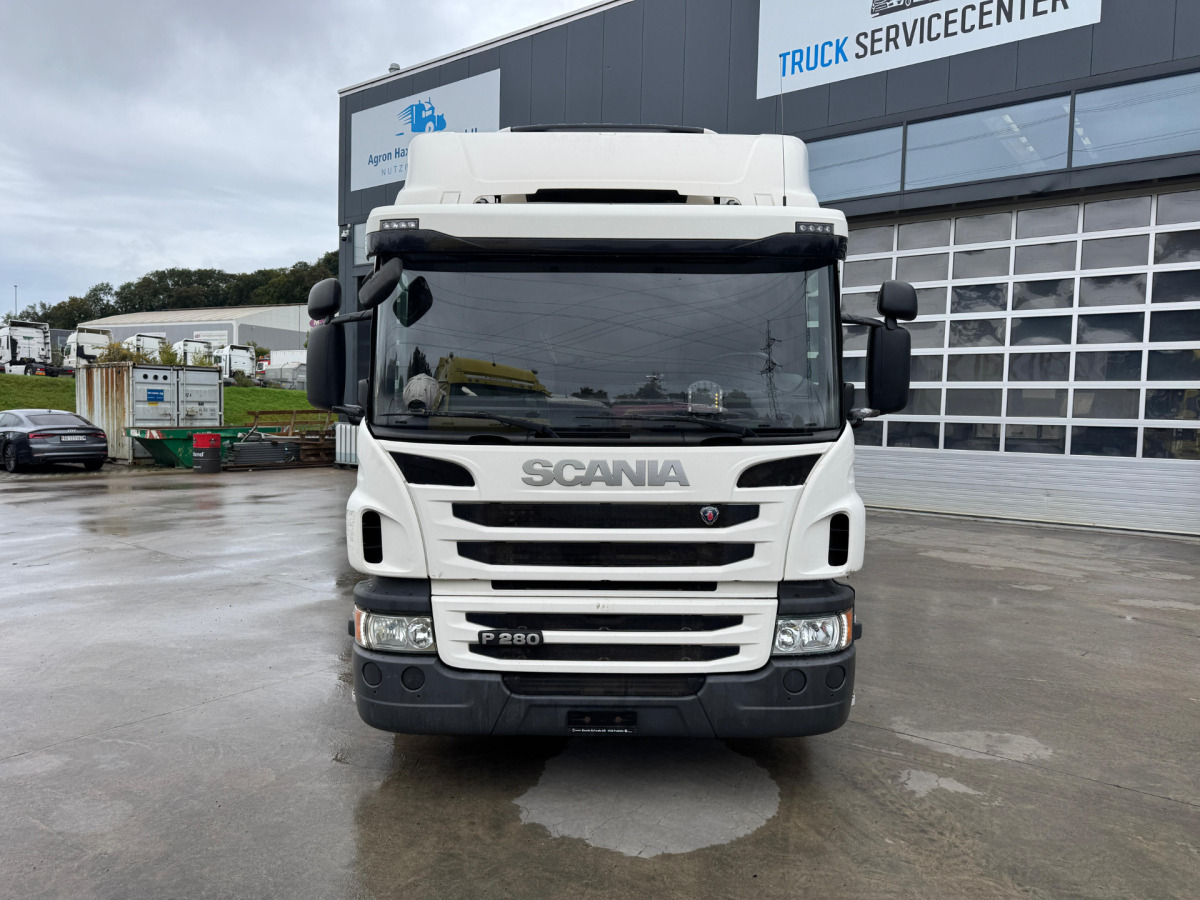 SCANIA P280 4x2 Tiefkühler Supra 750 - Caminhão frigorífico: foto 2 SCANIA P280 4x2 Tiefkühler Supra 750 - Caminhão frigorífico: foto 2