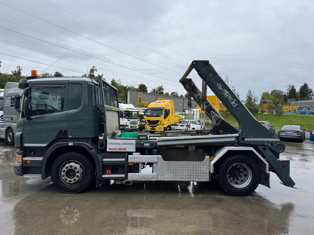 Caminhão multibenne SCANIA P320 4x2 Trösch: foto 8 Caminhão multibenne SCANIA P320 4x2 Trösch: foto 8