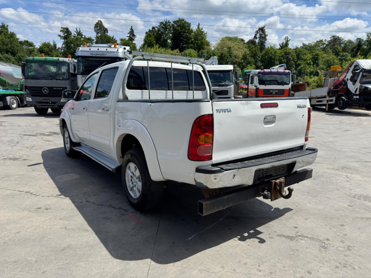 Locação de TOYOTA Hilux 3.0D 4WD TOYOTA Hilux 3.0D 4WD: foto 7