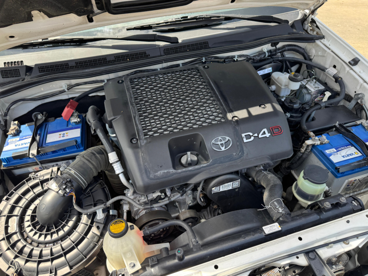 Locação de TOYOTA Hilux 3.0D 4WD TOYOTA Hilux 3.0D 4WD: foto 18