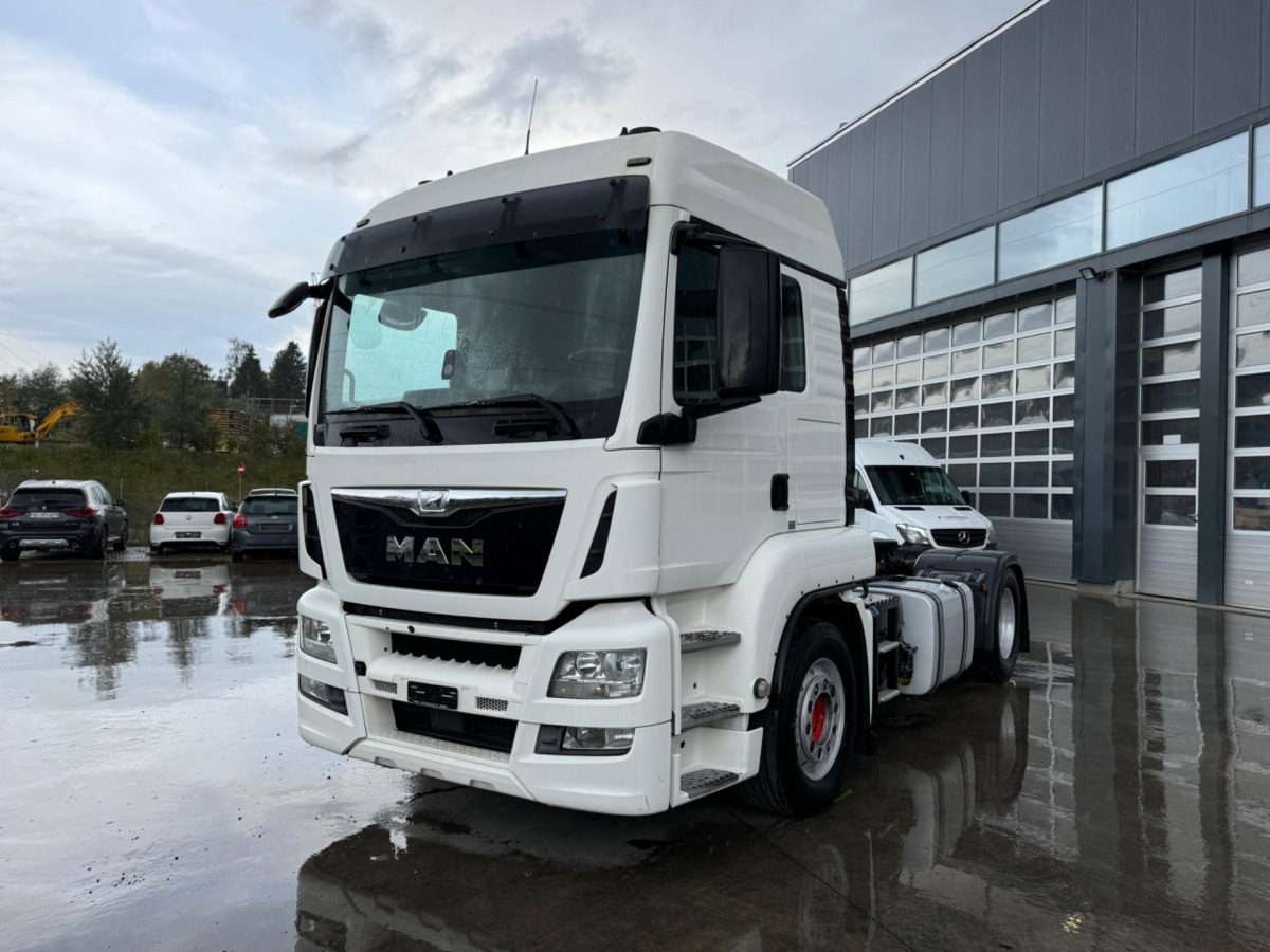 MAN TGS 18.440 4x2 Hydraulikpumpe - Tractor: foto 1 MAN TGS 18.440 4x2 Hydraulikpumpe - Tractor: foto 1