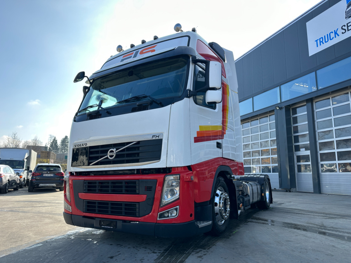 VOLVO FH-420 4x2 Lowdeck - Tractor: foto 1 VOLVO FH-420 4x2 Lowdeck - Tractor: foto 1