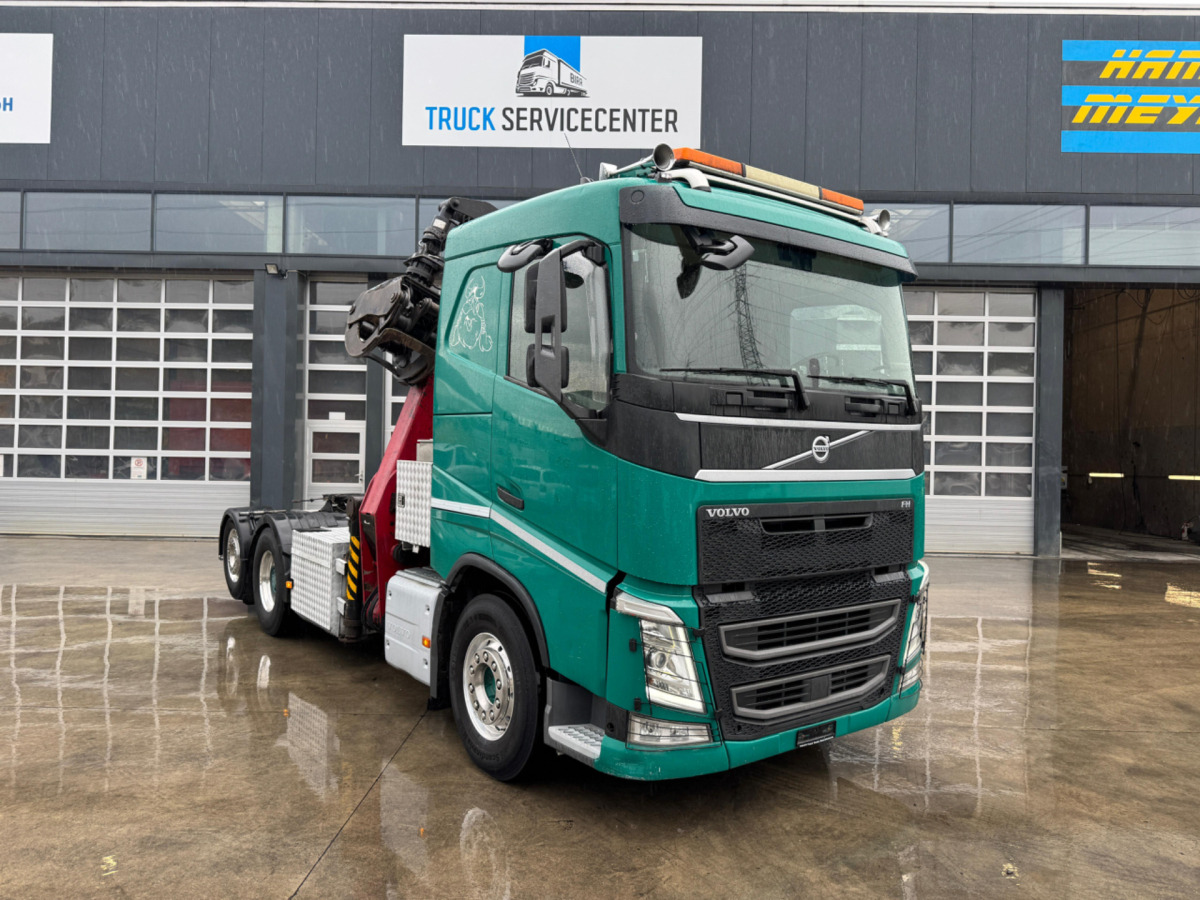 VOLVO FH-540 6x2 Tajfun L300Z - Caminhão florestal, Caminhão grua: foto 3 VOLVO FH-540 6x2 Tajfun L300Z - Caminhão florestal, Caminhão grua: foto 3