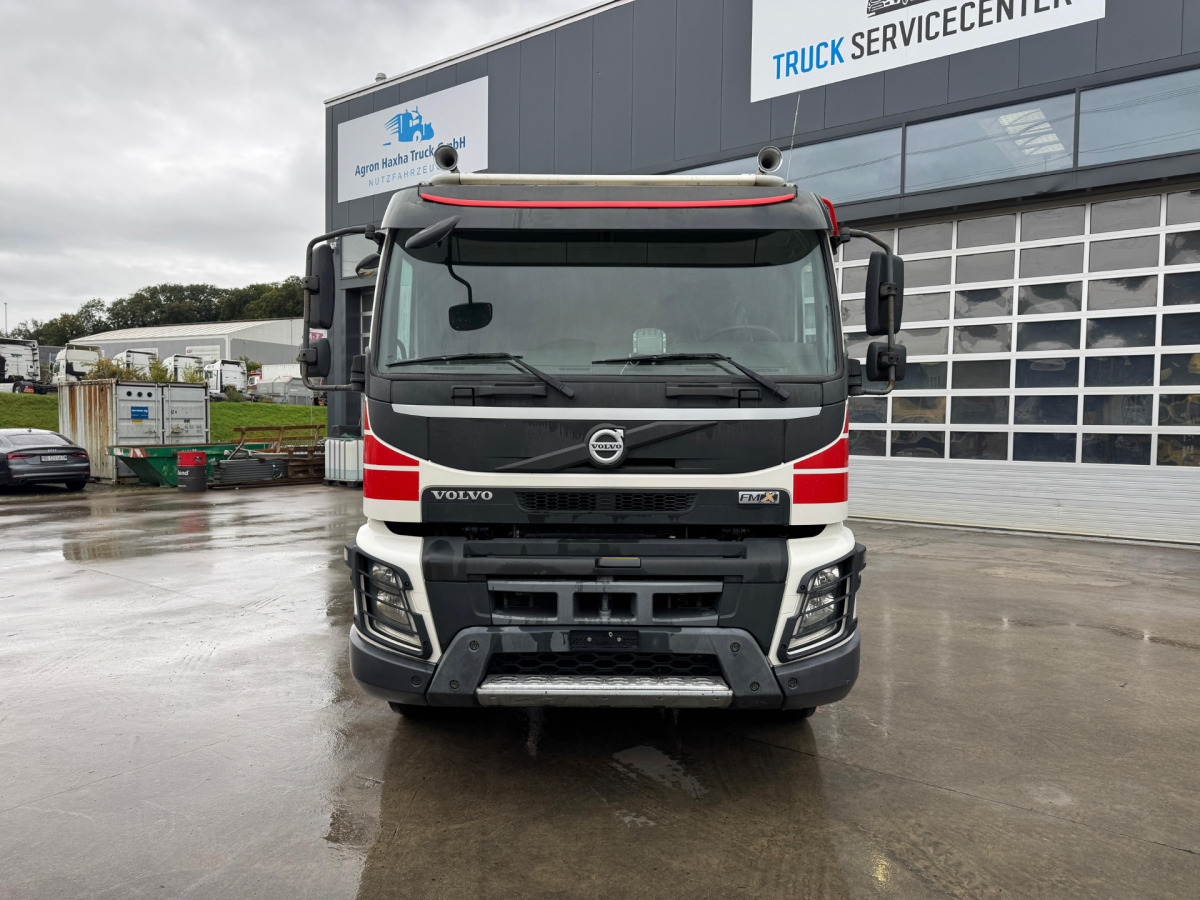 VOLVO FMX-540 10x4 - Caminhão chassi: foto 2 VOLVO FMX-540 10x4 - Caminhão chassi: foto 2