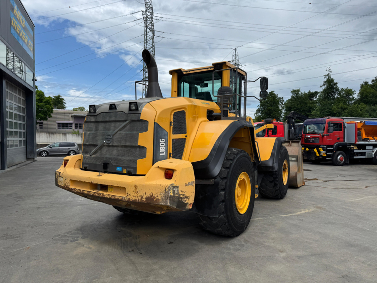 VOLVO L180G - Carregadeira de rodas: foto 4 VOLVO L180G - Carregadeira de rodas: foto 4