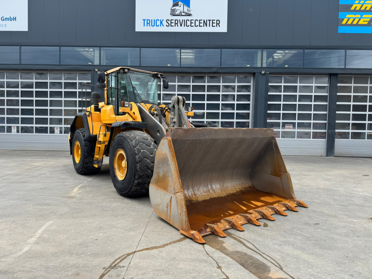VOLVO L180G - Carregadeira de rodas: foto 2 VOLVO L180G - Carregadeira de rodas: foto 2
