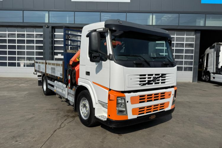 Volvo FM-300 4x2 Palfinger 16502-5 - Caminhão grua: foto 4 Volvo FM-300 4x2 Palfinger 16502-5 - Caminhão grua: foto 4