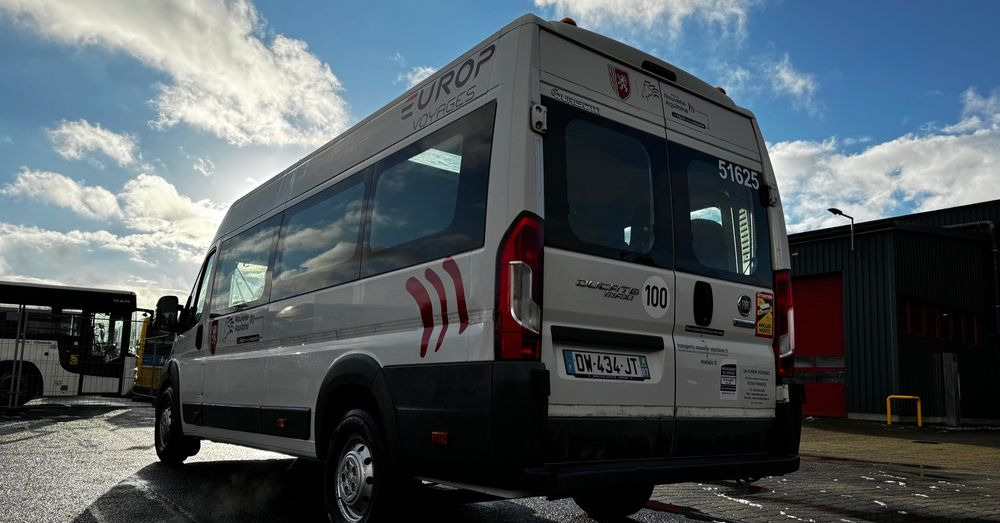 Fiat Ducato / 17 miejsc / EURO 6/ IGŁA !!!/ Cena:75000 zł netto - Micro-ônibus, Furgão de passageiros: foto 4 Fiat Ducato / 17 miejsc / EURO 6/ IGŁA !!!/ Cena:75000 zł netto - Micro-ônibus, Furgão de passageiros: foto 4