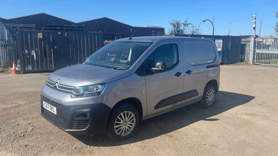 CITROEN BERLINGO 1.5 BlueHDi 650Kg Enterprise Pro 75ps - Furgão: foto 3 CITROEN BERLINGO 1.5 BlueHDi 650Kg Enterprise Pro 75ps - Furgão: foto 3
