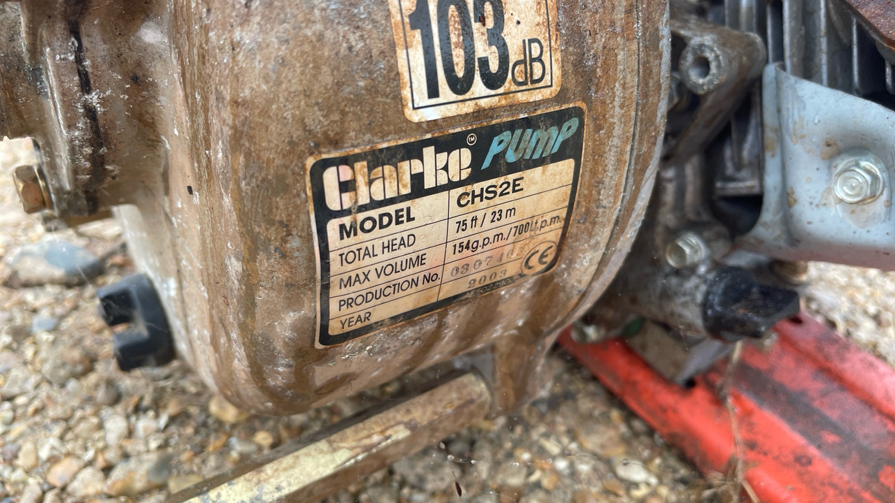 CLARKE CHS2E WATER PUMP - Equipamento de construção: foto 3 CLARKE CHS2E WATER PUMP - Equipamento de construção: foto 3