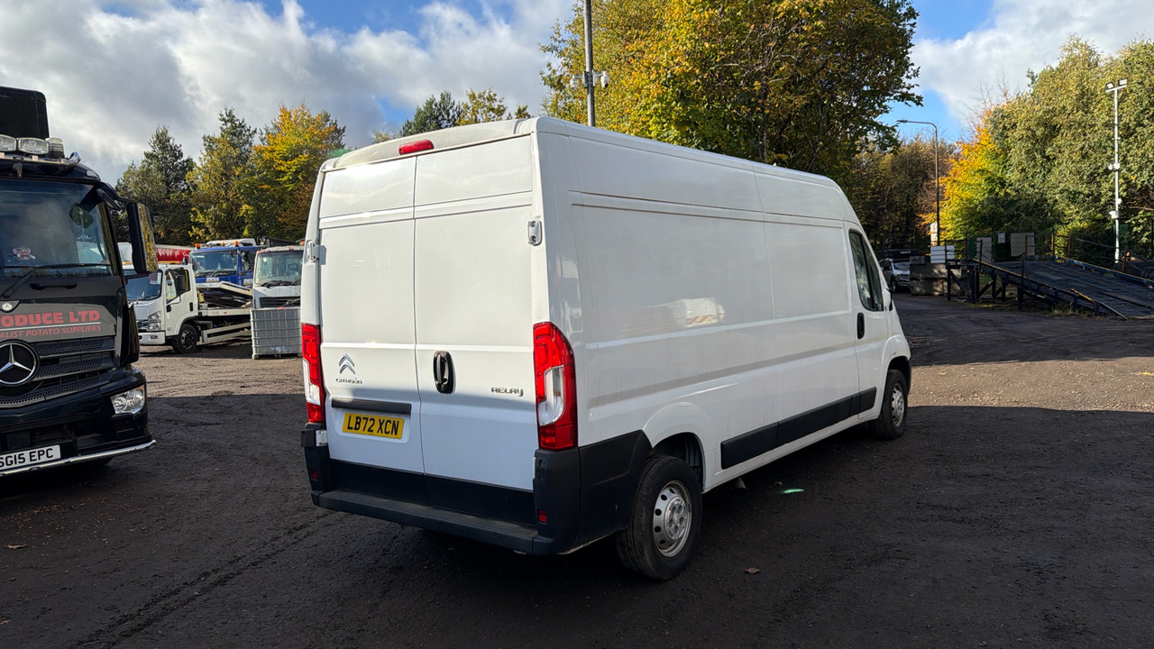 Citroen Relay 35 2.2 BlueHDi 140PS - Furgão: foto 4 Citroen Relay 35 2.2 BlueHDi 140PS - Furgão: foto 4