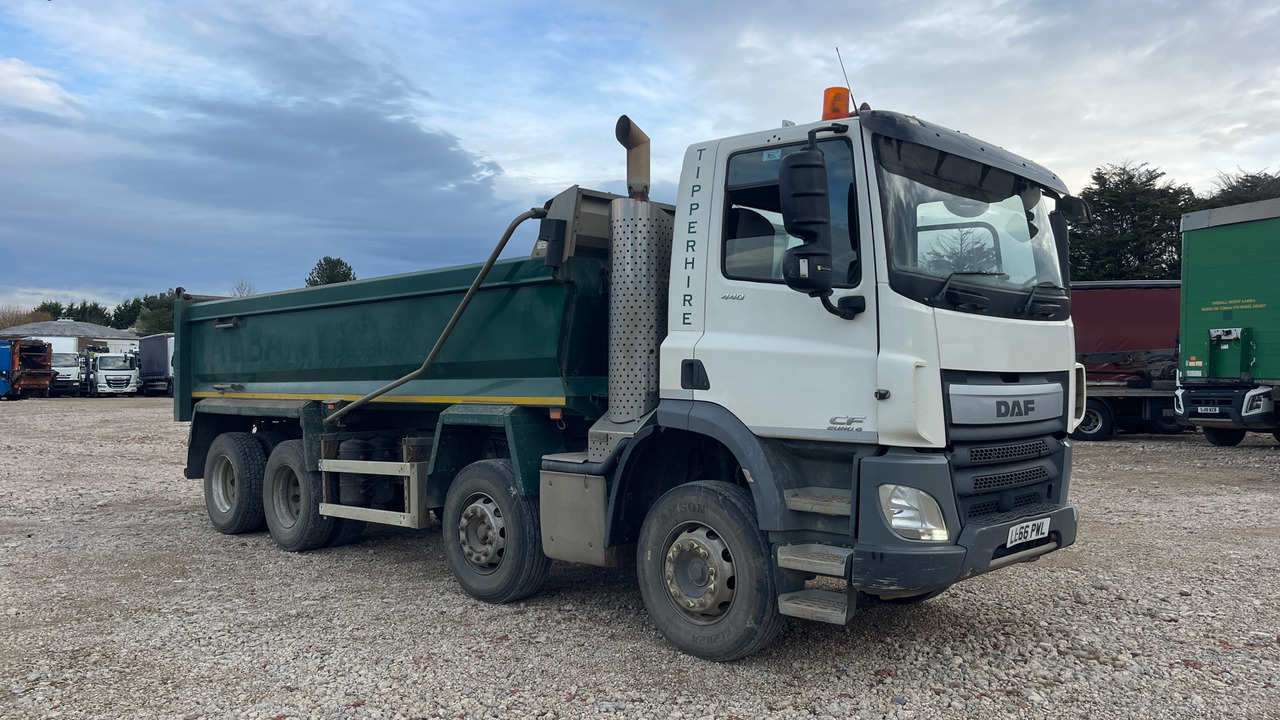 DAF CF 440 - Caminhão basculante: foto 1 DAF CF 440 - Caminhão basculante: foto 1