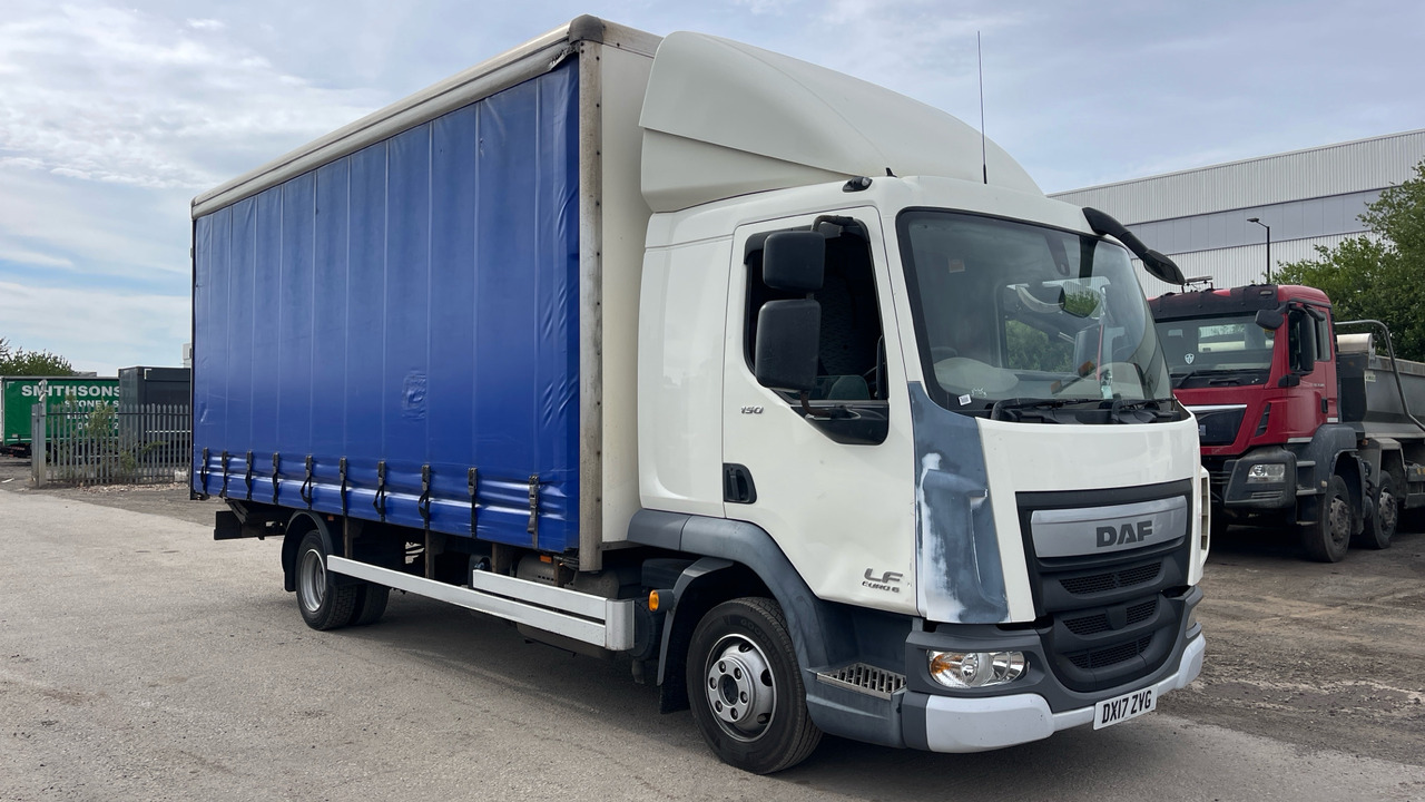 DAF LF 150 - Caminhão com lona: foto 1 DAF LF 150 - Caminhão com lona: foto 1