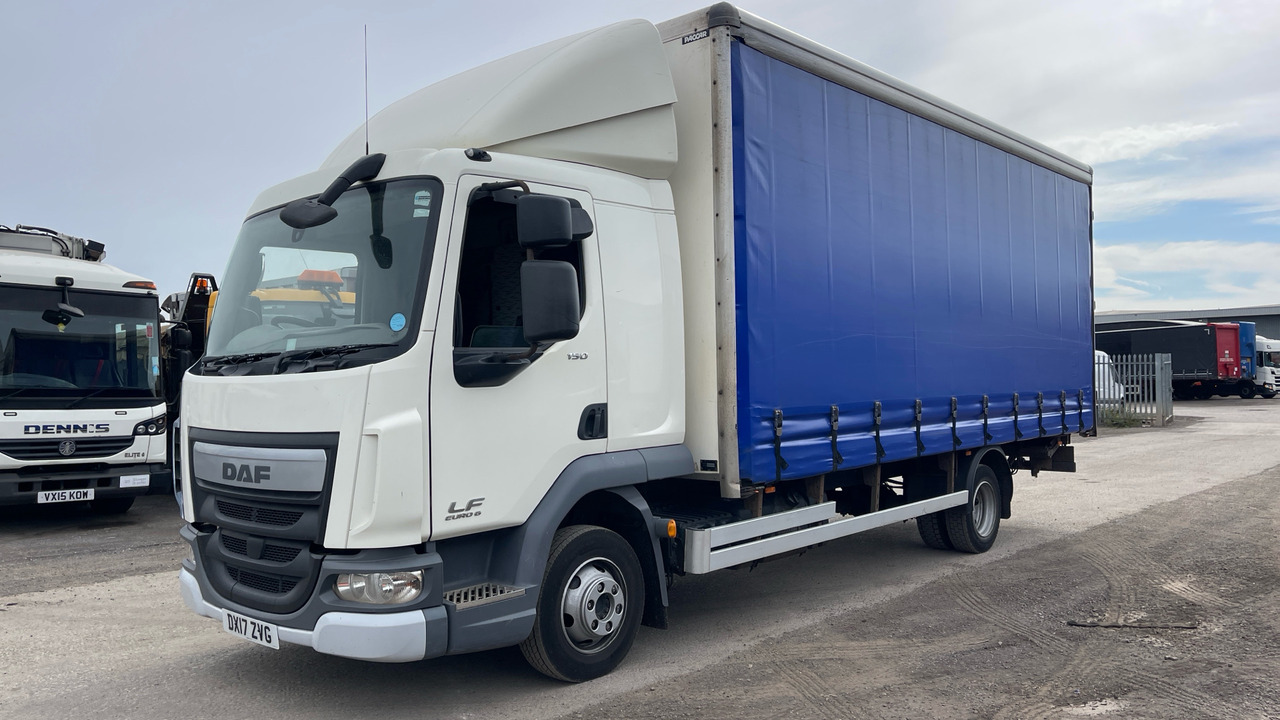 DAF LF 150 - Caminhão com lona: foto 2 DAF LF 150 - Caminhão com lona: foto 2