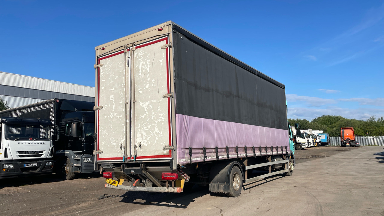 DAF LF 210 - Caminhão com lona: foto 4 DAF LF 210 - Caminhão com lona: foto 4