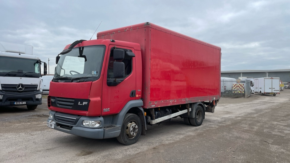 DAF LF 45.140 7.5 TONNE - Caminhão furgão: foto 2 DAF LF 45.140 7.5 TONNE - Caminhão furgão: foto 2