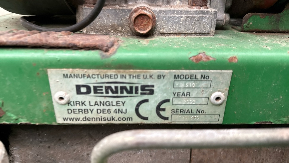 DENNIS FT510 PEDESTRIAN CYLINDER MOWER WITH 5K UNIT & GRASS BOX - Equipamento de construção: foto 5 DENNIS FT510 PEDESTRIAN CYLINDER MOWER WITH 5K UNIT & GRASS BOX - Equipamento de construção: foto 5
