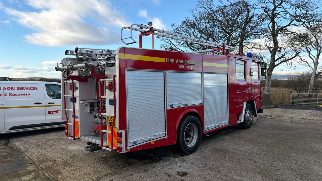 DENNIS RS 135 - Carro de bombeiro: foto 4 DENNIS RS 135 - Carro de bombeiro: foto 4