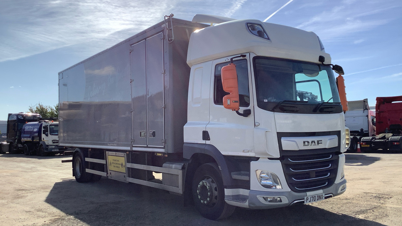 Daf CF 370 - Caminhão furgão: foto 1 Daf CF 370 - Caminhão furgão: foto 1