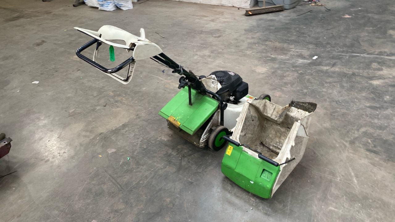 ETESIA PHTS MOWER, HONDA GCV 160 ENGINE - Cortador de grama: foto 4 ETESIA PHTS MOWER, HONDA GCV 160 ENGINE - Cortador de grama: foto 4