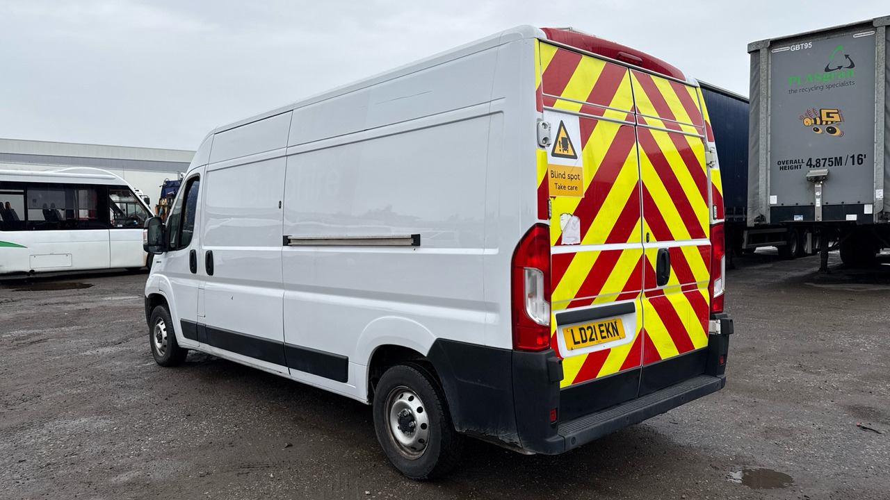 FIAT DUCATO 35 2.3 MULTIJET TECNICO 140PS - Furgão: foto 3 FIAT DUCATO 35 2.3 MULTIJET TECNICO 140PS - Furgão: foto 3