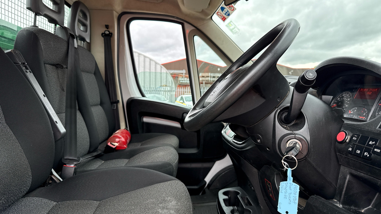 FIAT DUCATO 35 2.3 Multijet 140 - Furgão caixa aberta: foto 5 FIAT DUCATO 35 2.3 Multijet 140 - Furgão caixa aberta: foto 5