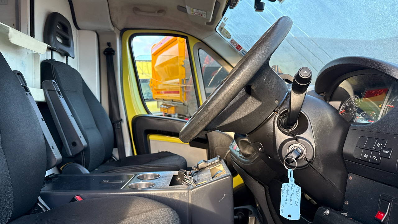 FIAT DUCATO 42 MULTIJET II - Ambulância: foto 5 FIAT DUCATO 42 MULTIJET II - Ambulância: foto 5