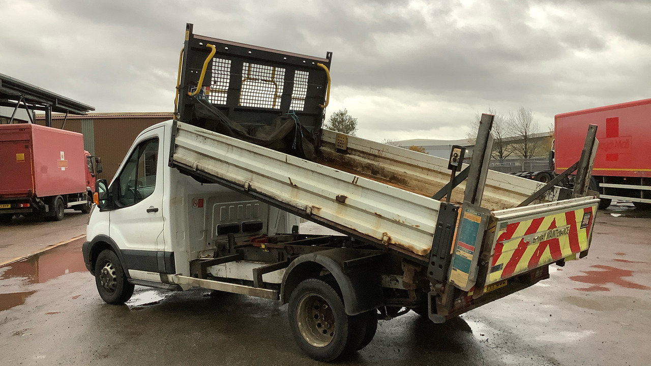 FORD TRANSIT 470 2.0 TDCI 130PS ONE STOP - Furgão basculante: foto 3 FORD TRANSIT 470 2.0 TDCI 130PS ONE STOP - Furgão basculante: foto 3