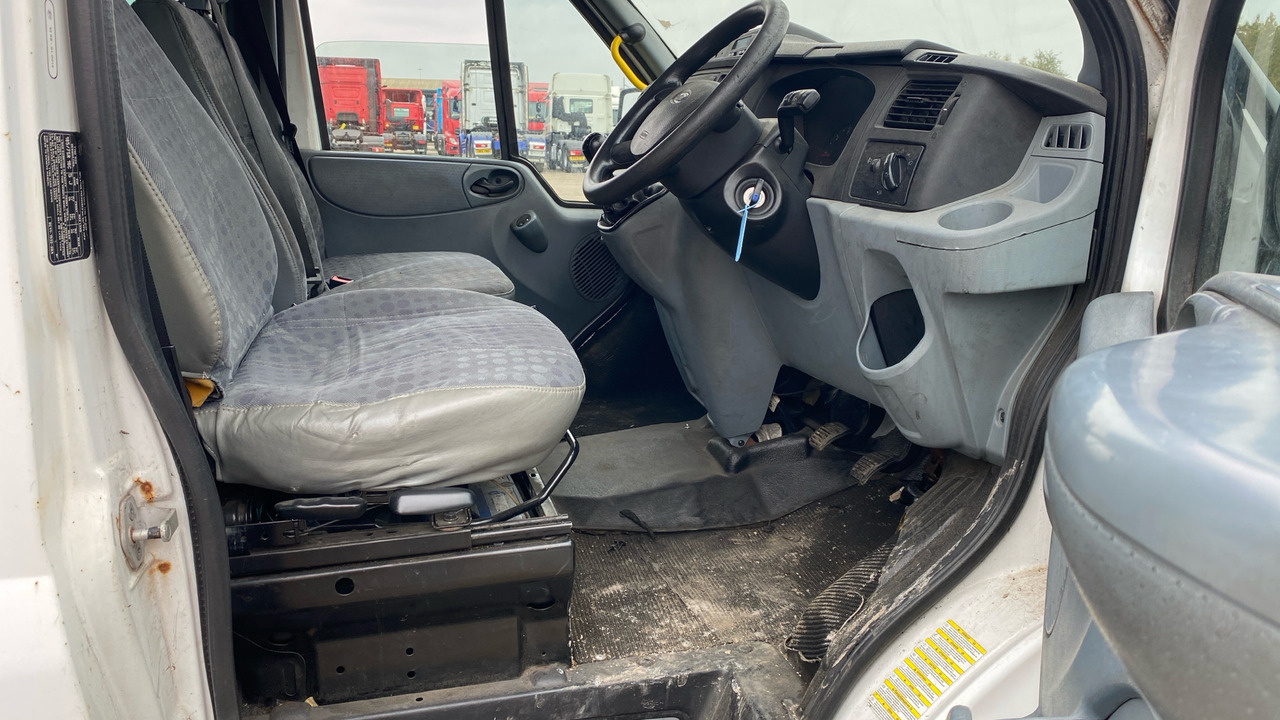 FORD TRANSIT T430 2.2 TDCI 135PS - Micro-ônibus, Furgão de passageiros: foto 5 FORD TRANSIT T430 2.2 TDCI 135PS - Micro-ônibus, Furgão de passageiros: foto 5