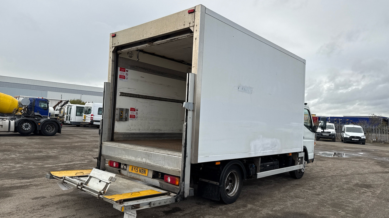 FUSO CANTER 7C15 - Caminhão frigorífico: foto 4 FUSO CANTER 7C15 - Caminhão frigorífico: foto 4