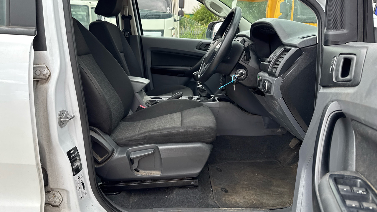 Ford Ranger 2.2 TDCi - Pick-up, Carrinha cabine dupla: foto 5 Ford Ranger 2.2 TDCi - Pick-up, Carrinha cabine dupla: foto 5