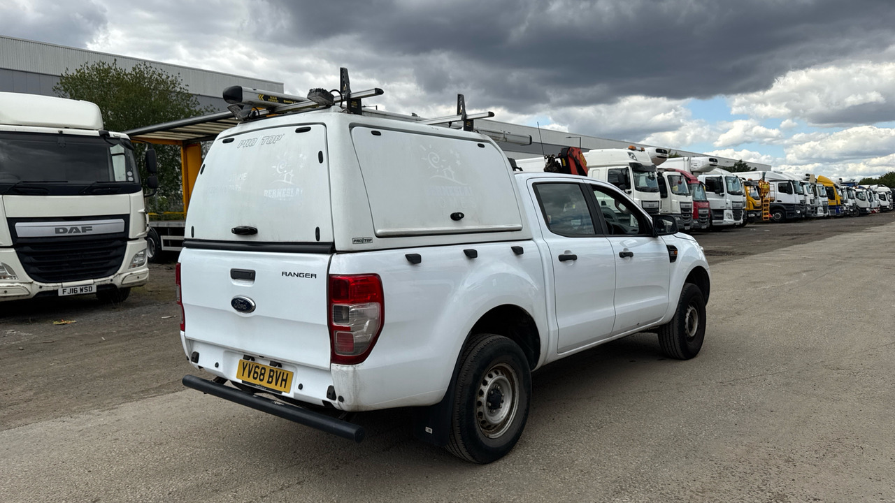 Ford Ranger 2.2 TDCi - Pick-up, Carrinha cabine dupla: foto 4 Ford Ranger 2.2 TDCi - Pick-up, Carrinha cabine dupla: foto 4