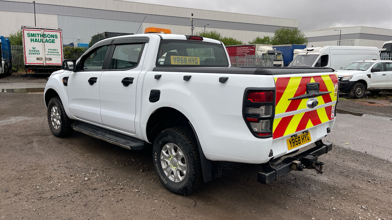Ford Ranger Pick Up 2.2 TDCi XLT - Pick-up, Carrinha cabine dupla: foto 3 Ford Ranger Pick Up 2.2 TDCi XLT - Pick-up, Carrinha cabine dupla: foto 3