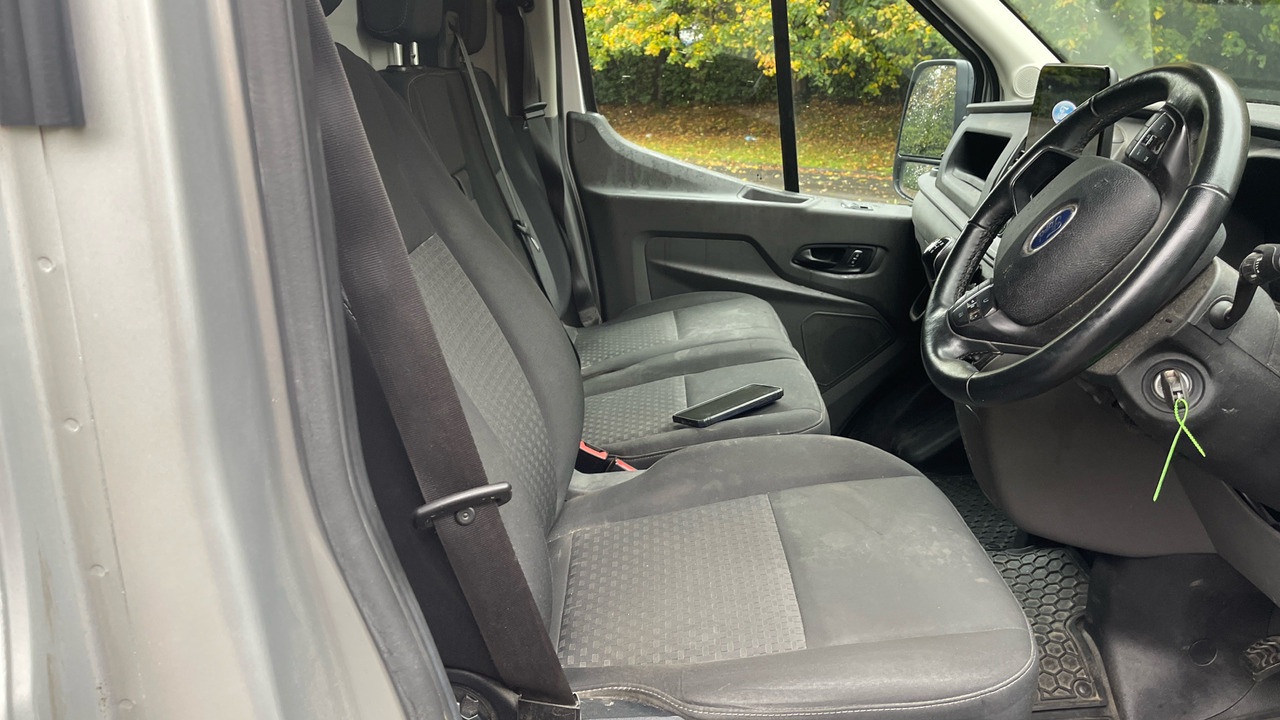 Ford Transit 290 2.0 TDCI 130PS TREND - Furgão compacto: foto 5 Ford Transit 290 2.0 TDCI 130PS TREND - Furgão compacto: foto 5