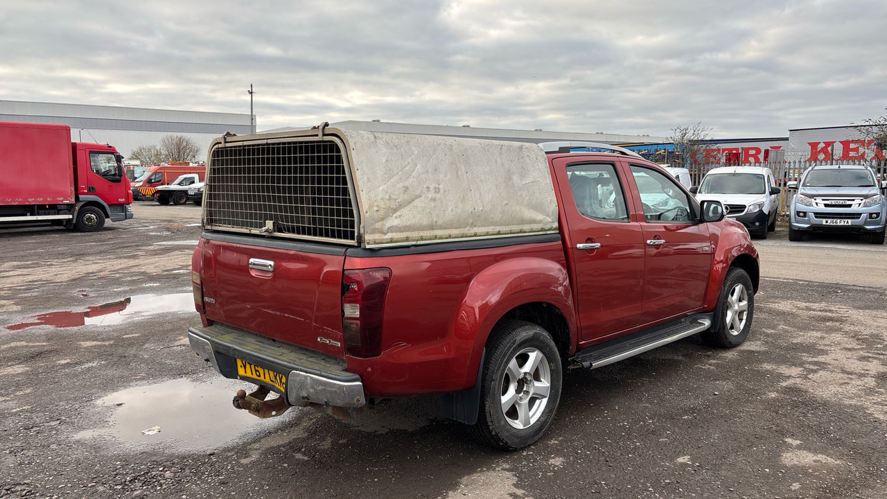 ISUZU D-MAX 2.5 TD UTAH - Pick-up, Carrinha cabine dupla: foto 4 ISUZU D-MAX 2.5 TD UTAH - Pick-up, Carrinha cabine dupla: foto 4