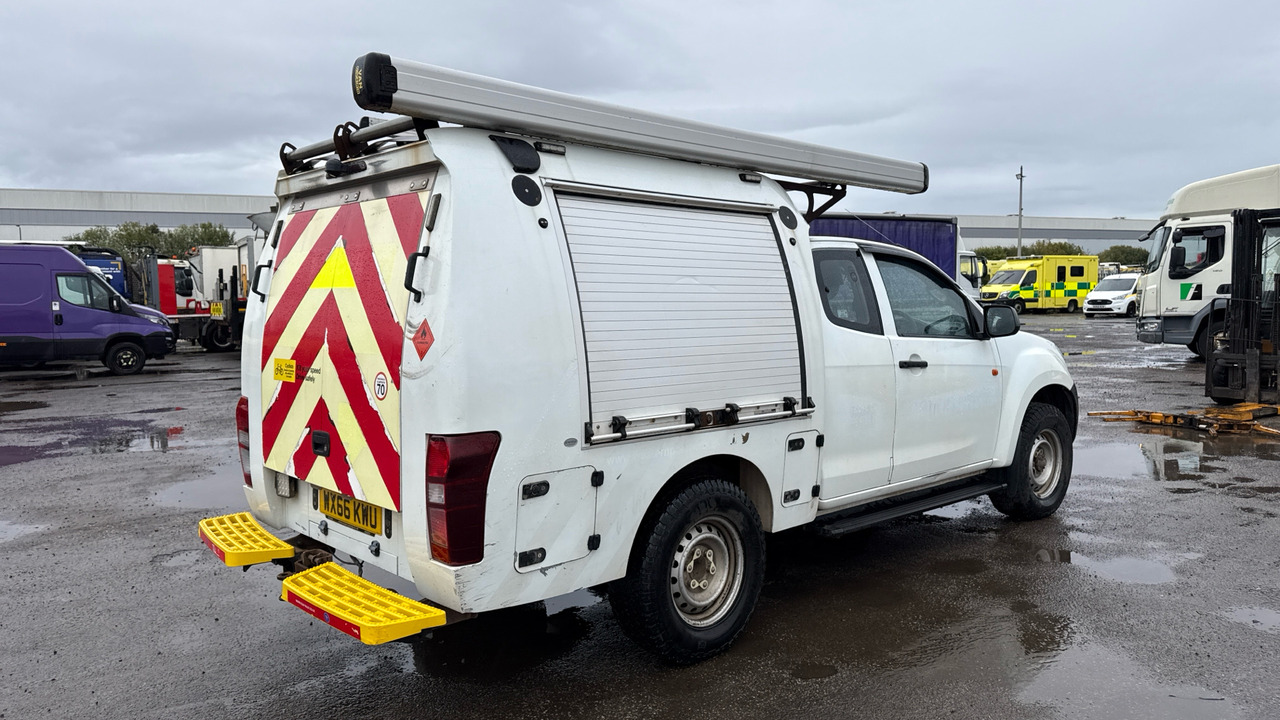 Isuzu D-Max 2.5 TD - Pick-up: foto 5 Isuzu D-Max 2.5 TD - Pick-up: foto 5