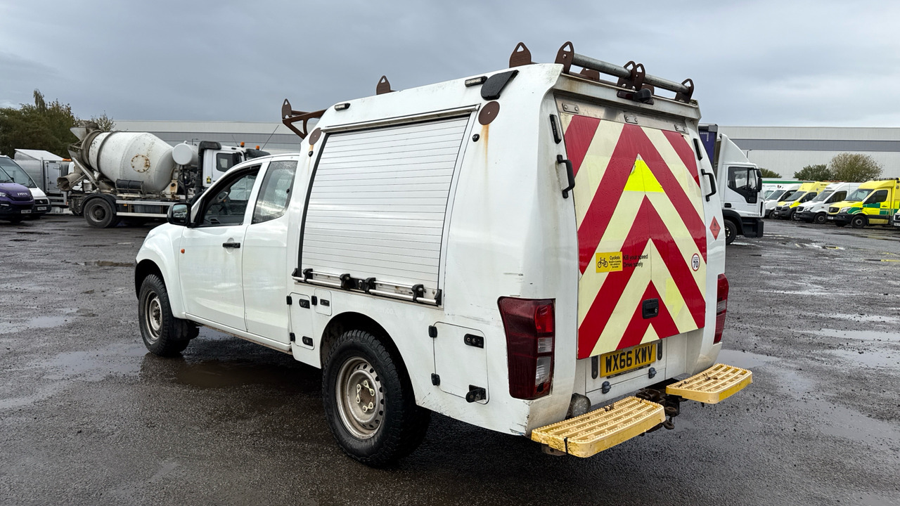 Isuzu D-Max 2.5 TD - Pick-up: foto 3 Isuzu D-Max 2.5 TD - Pick-up: foto 3