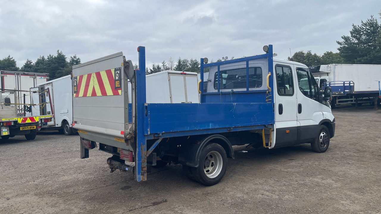 Iveco Daily 35-140 2.3 3750WB - Furgão basculante: foto 4 Iveco Daily 35-140 2.3 3750WB - Furgão basculante: foto 4
