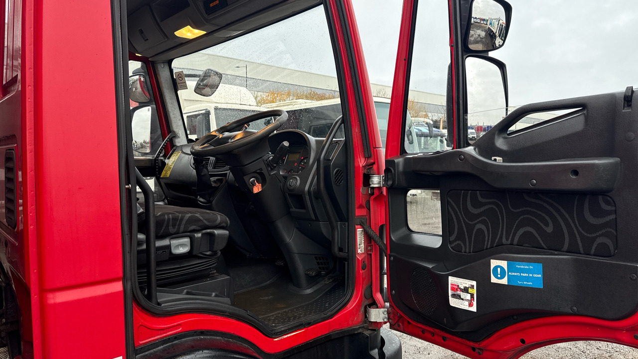 Iveco Eurocargo 75E16 - Caminhão furgão: foto 5 Iveco Eurocargo 75E16 - Caminhão furgão: foto 5