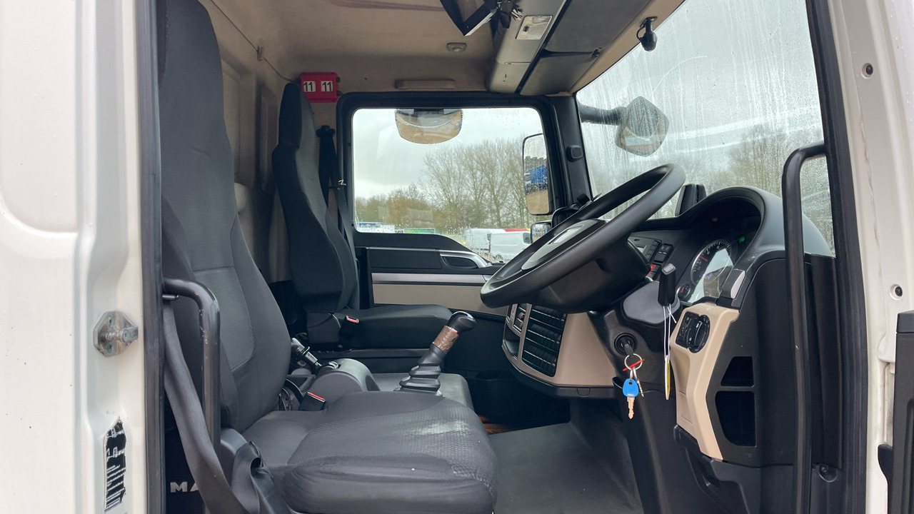 MAN TGL 12.190 - Caminhão furgão: foto 5 MAN TGL 12.190 - Caminhão furgão: foto 5